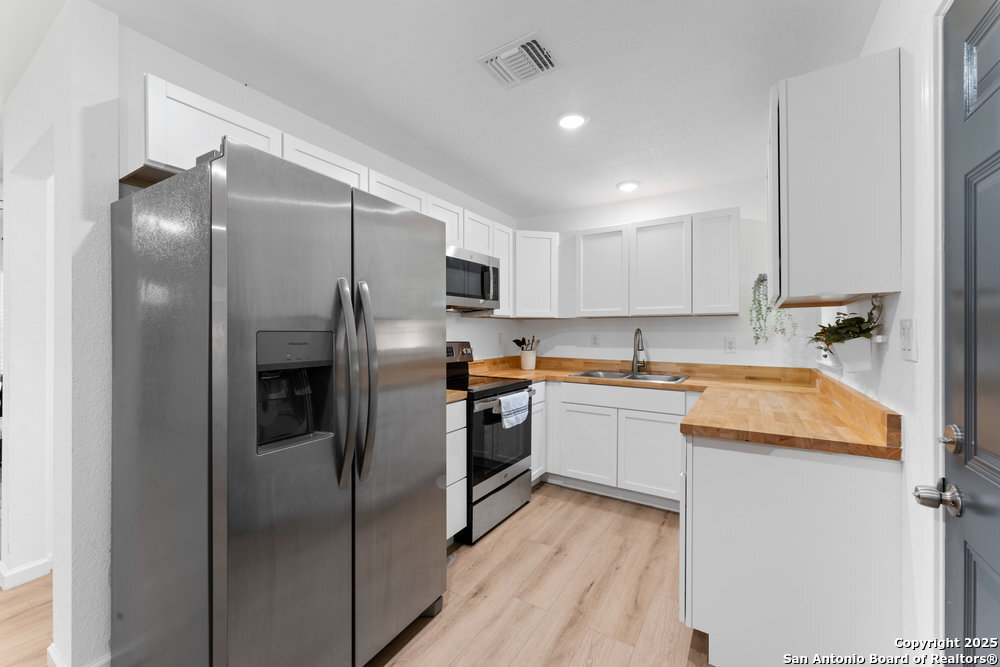 338 Tomrob Drive San Antonio TX 78220