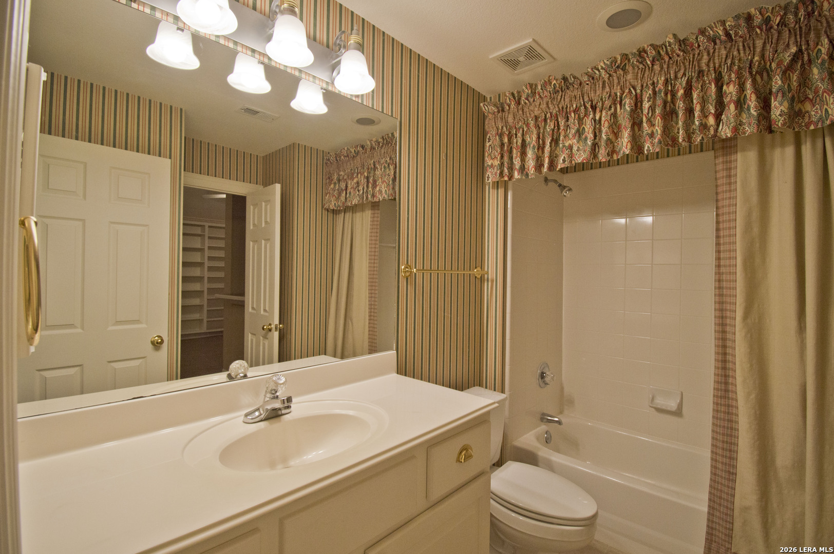 17323 Fountain Bluff Drive San Antonio TX 78248