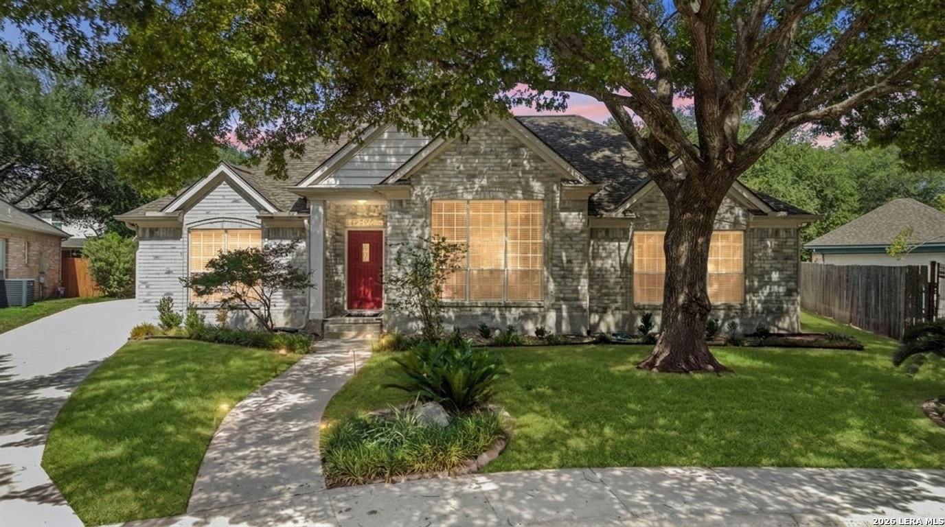 13708 Shavano Walk San Antonio TX 78230