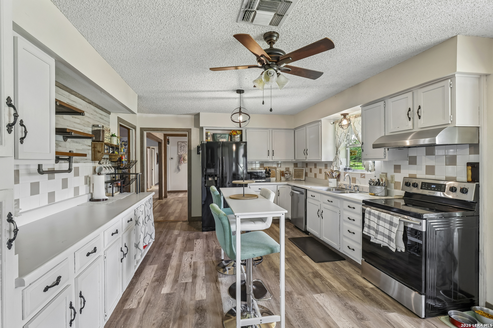 215 Deer Run Street Pleasanton TX 78064