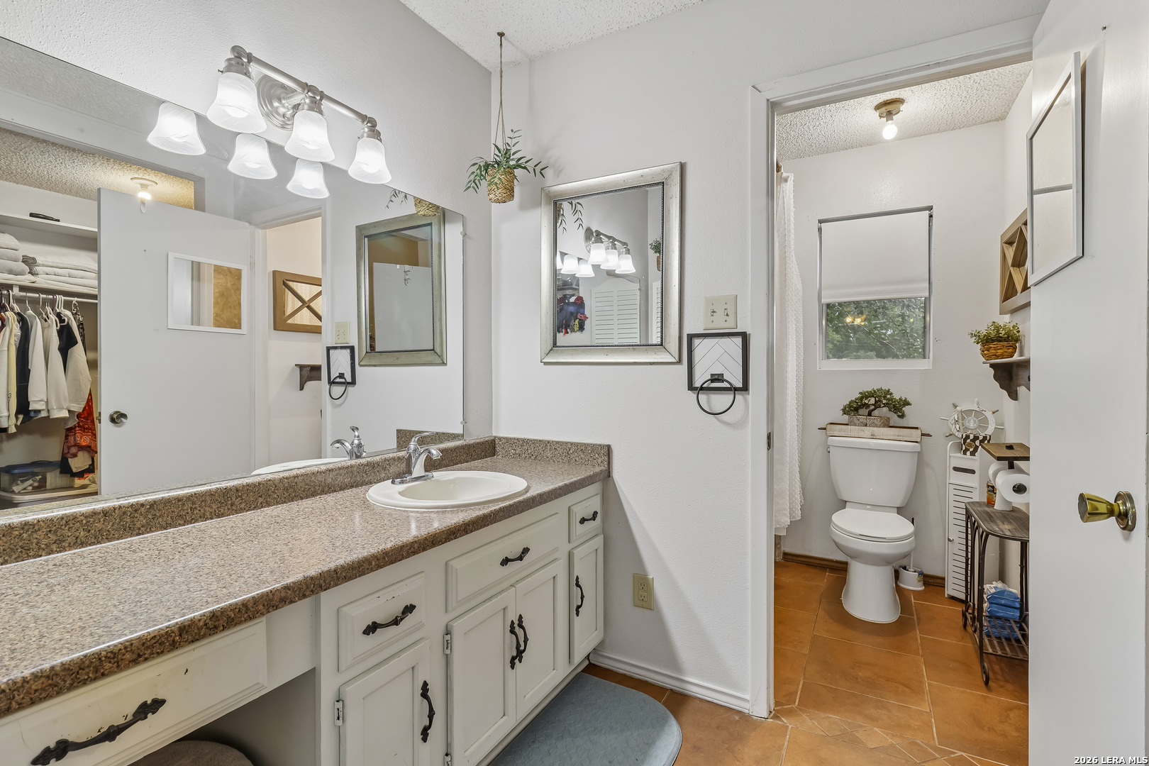 215 Deer Run Street Pleasanton TX 78064