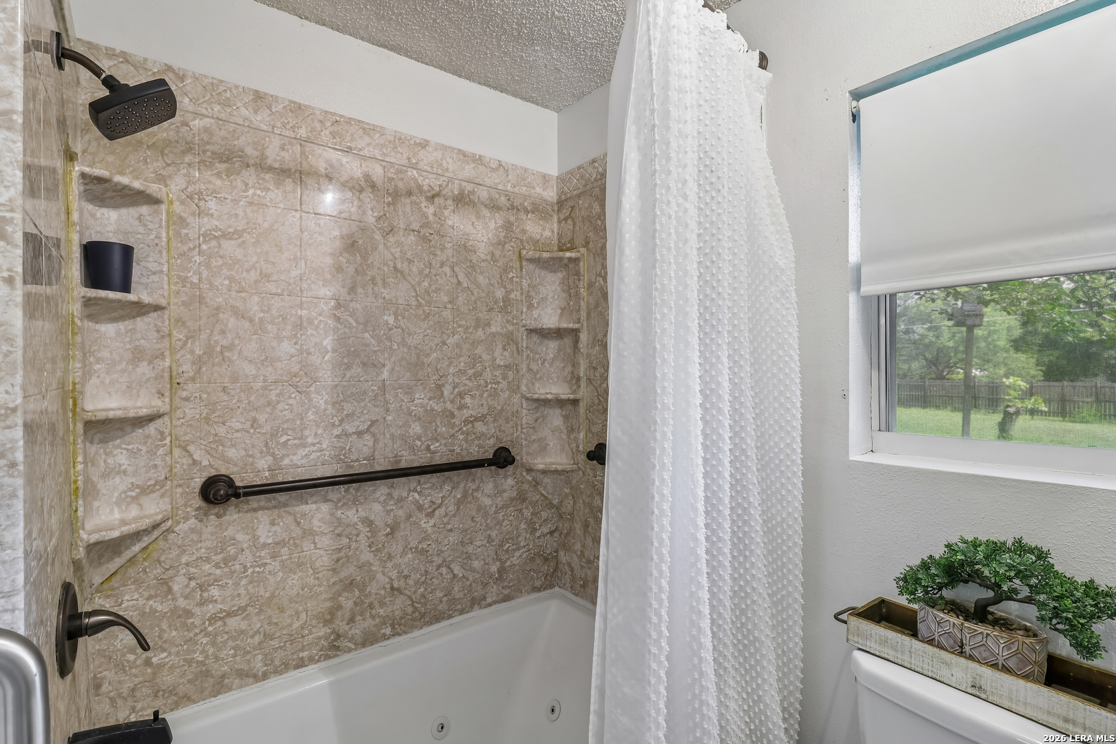 215 Deer Run Street Pleasanton TX 78064