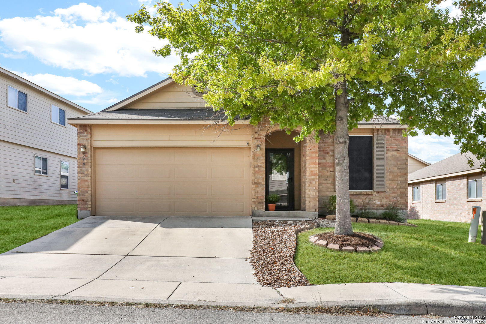 339 Ville Serene San Antonio TX 78253