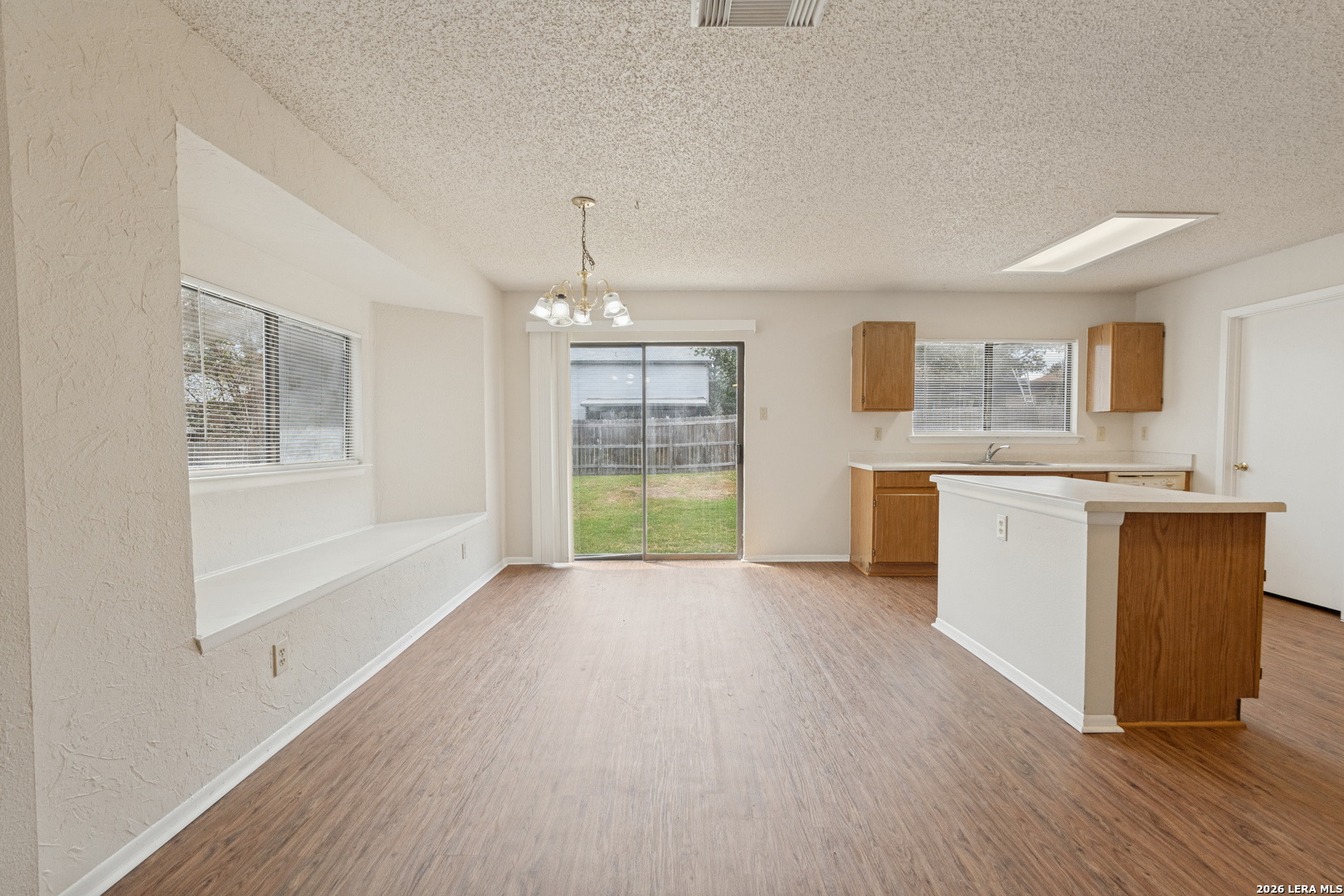 8058 Chestnut Barr Drive Converse TX 78109