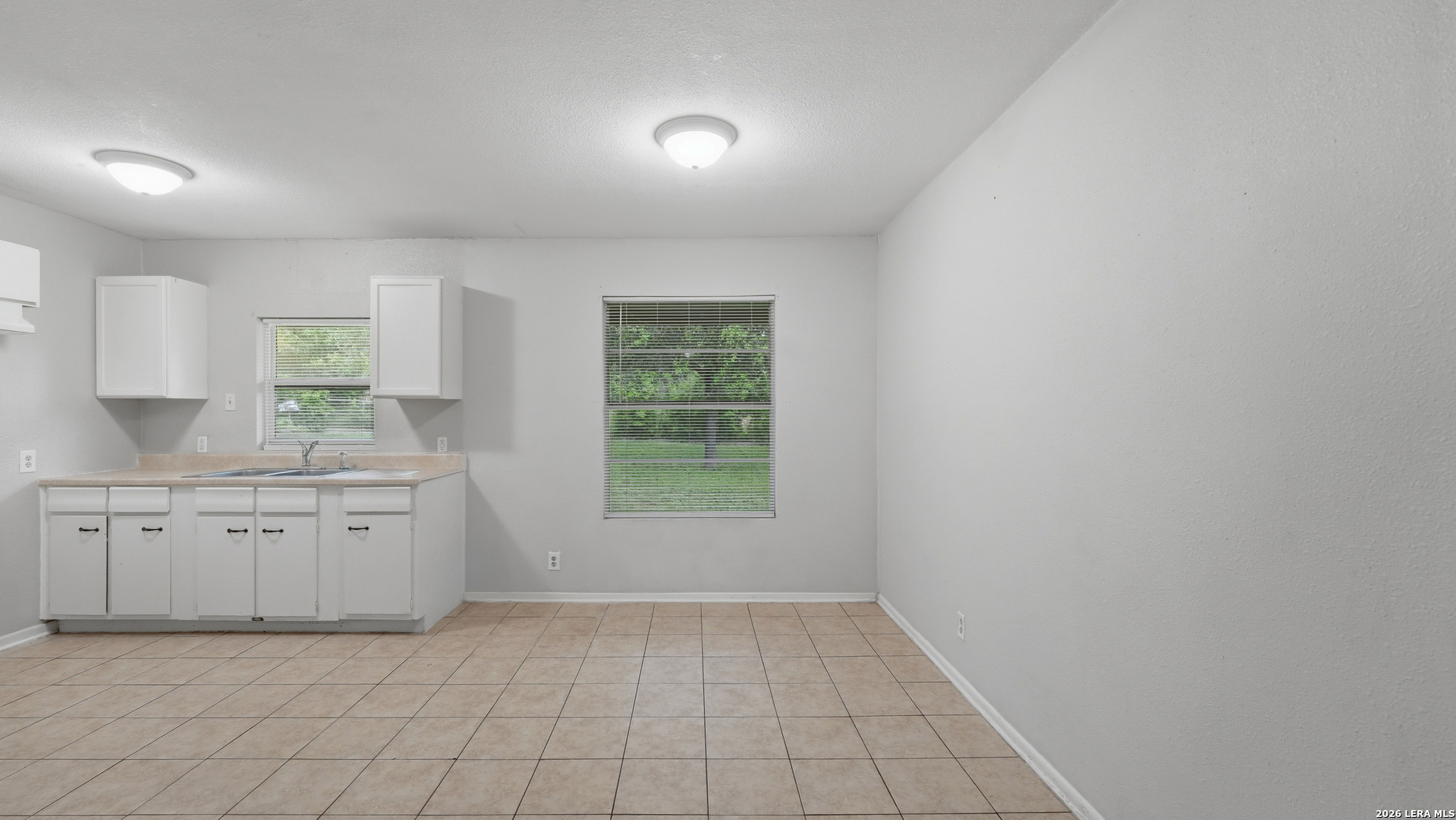103 7th Street Converse TX 78109