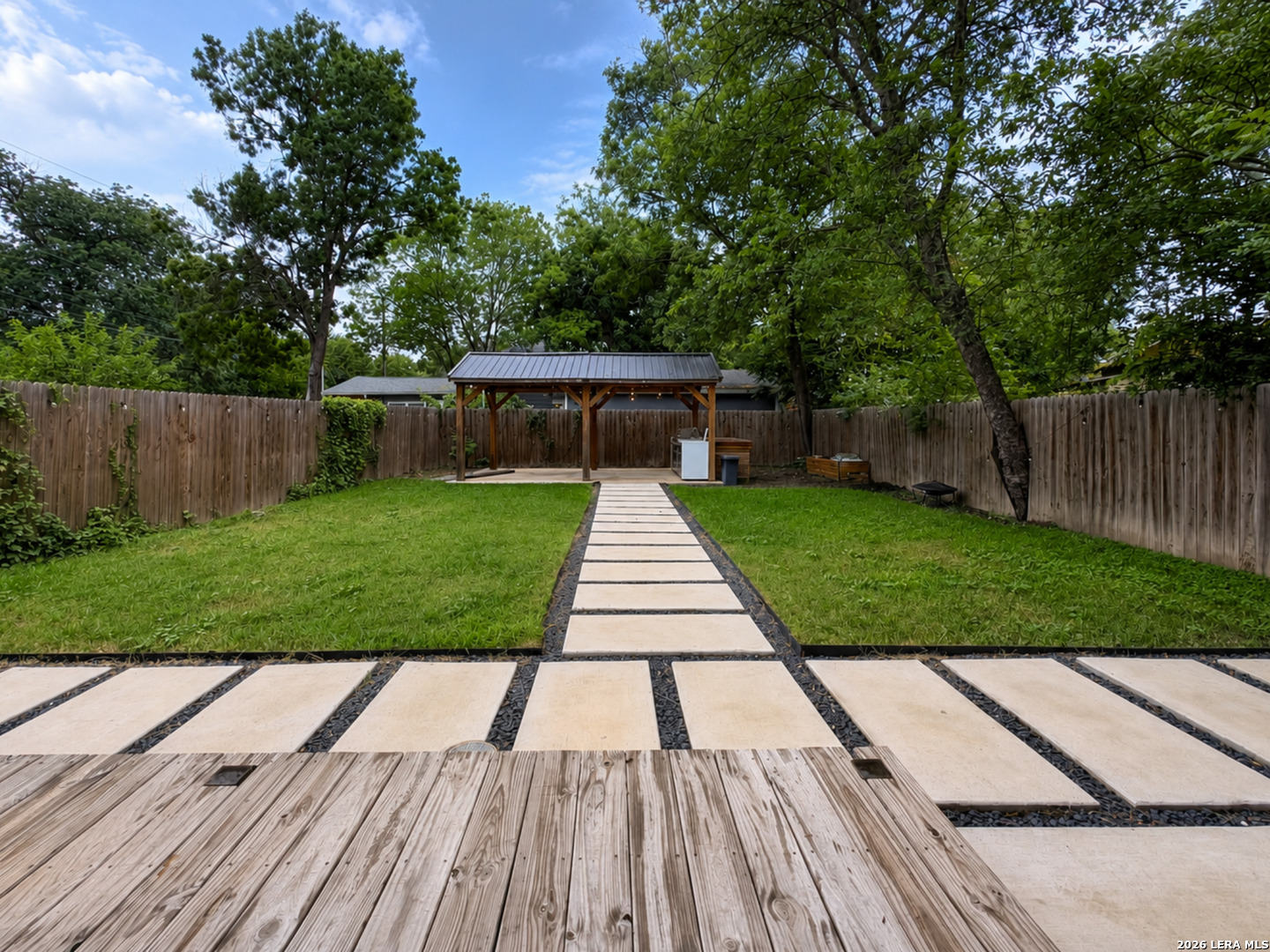 623 Saint Charles San Antonio TX 78202