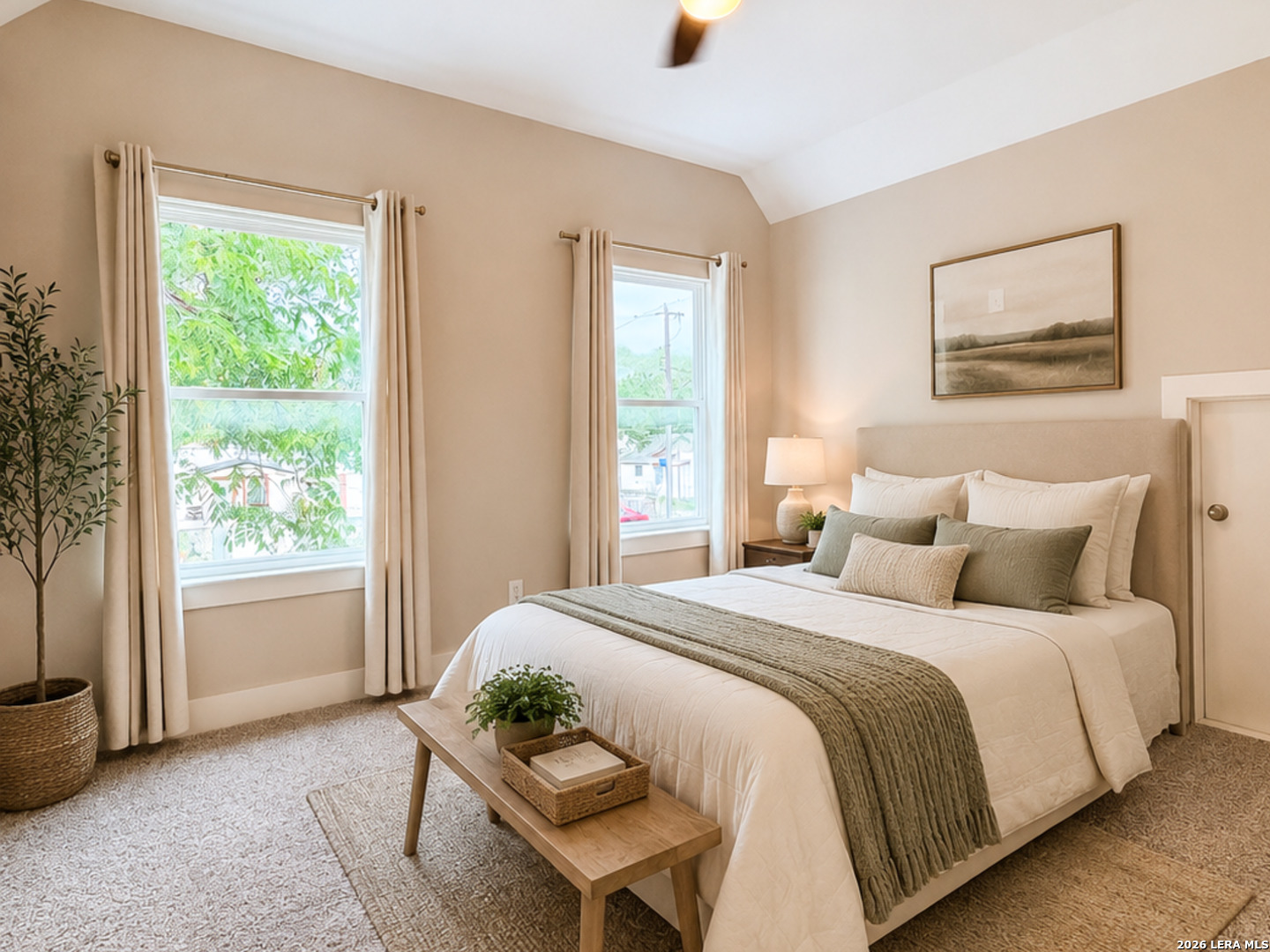 623 Saint Charles San Antonio TX 78202