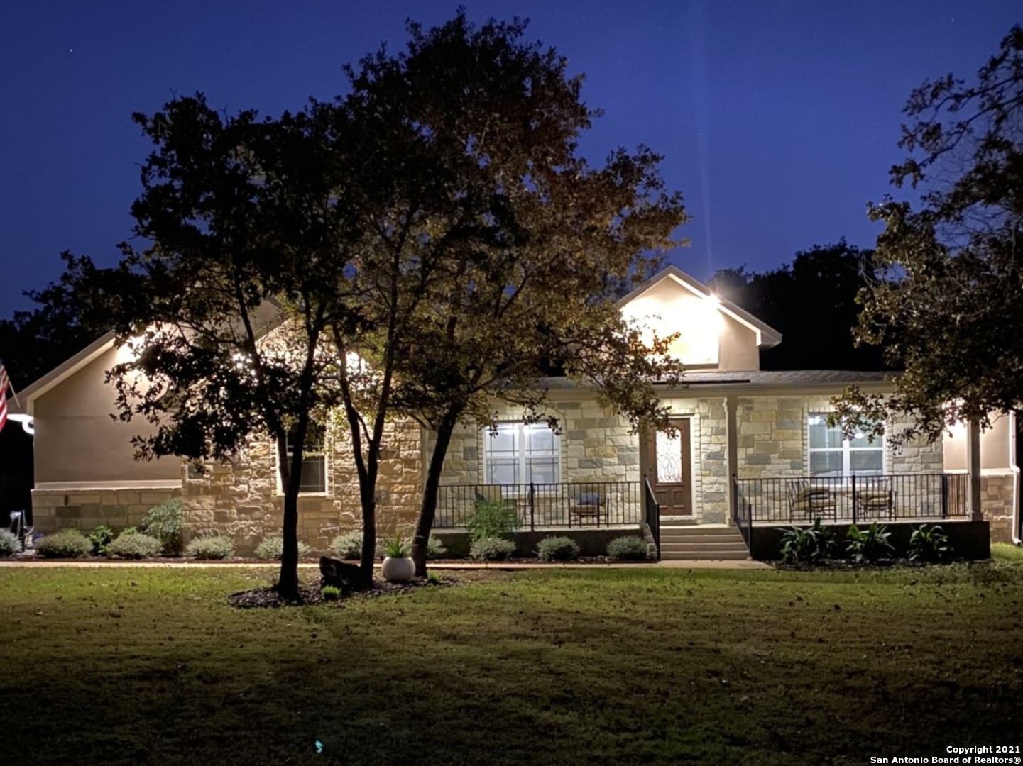 216 Great Oaks Boulevard La Vernia TX 78121