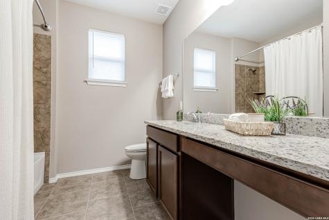 12102 Panhandle San Antonio TX 78254