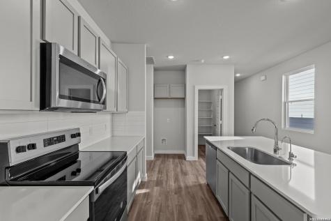 4338 Hobbiton Way New Braunfels TX 78130