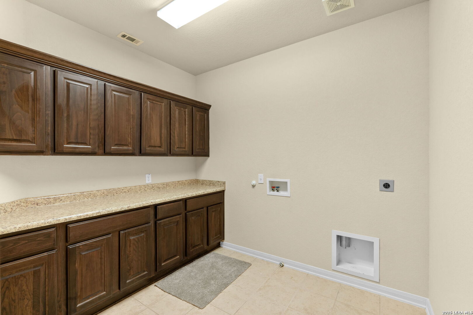 1018 Olivia View San Antonio TX 78260