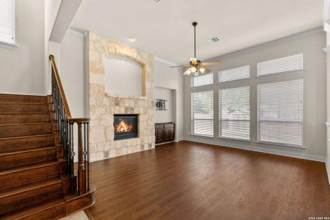 1018 Olivia View San Antonio TX 78260