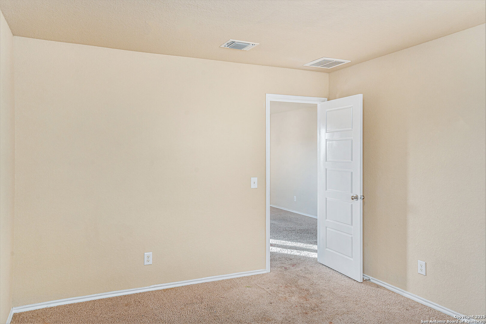 1819 Gray Fox Creek San Antonio TX 78245