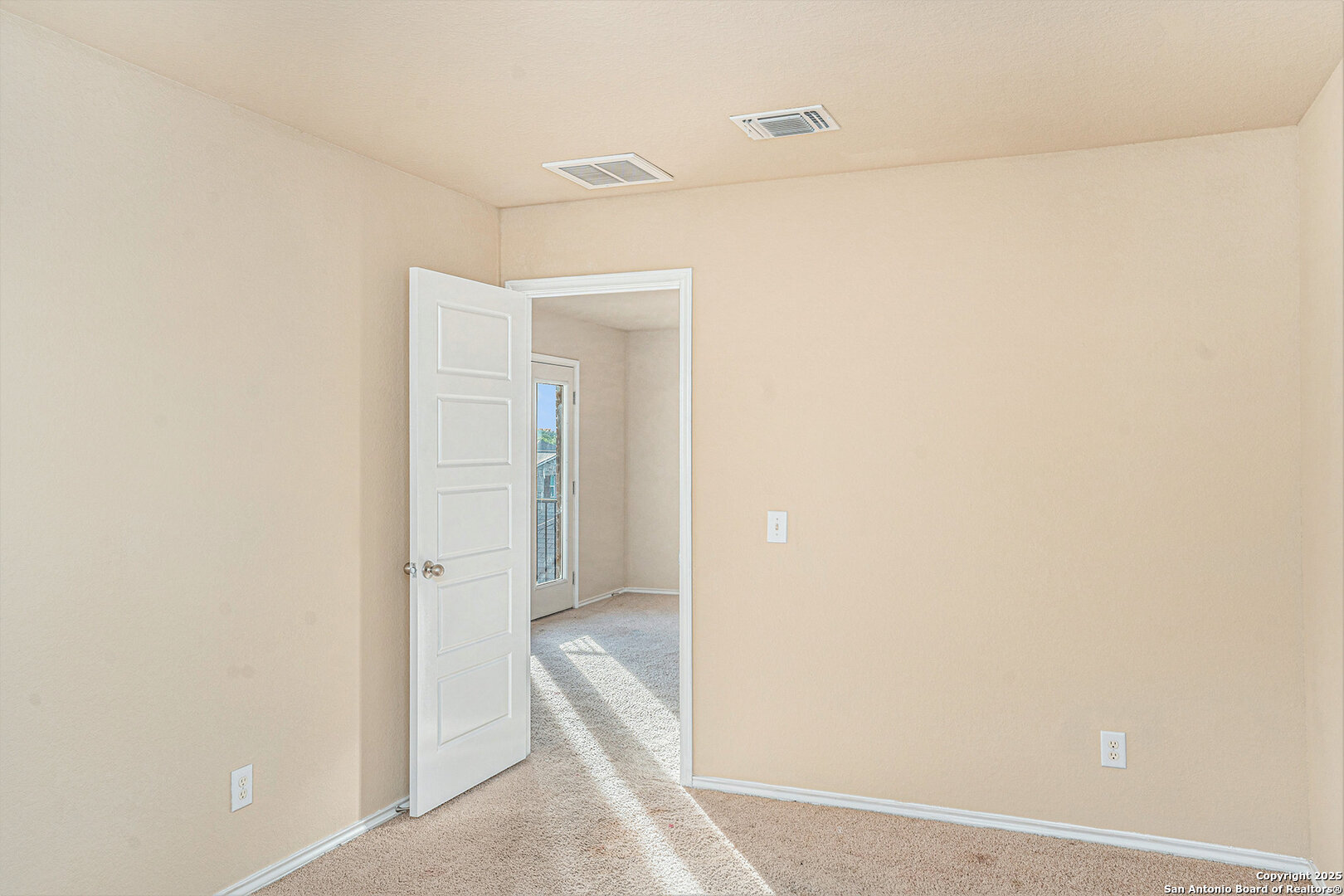1819 Gray Fox Creek San Antonio TX 78245