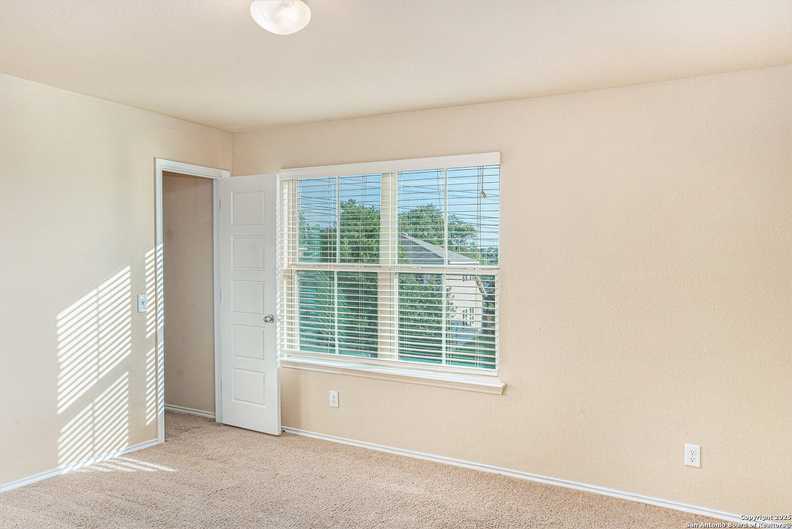 1819 Gray Fox Creek San Antonio TX 78245