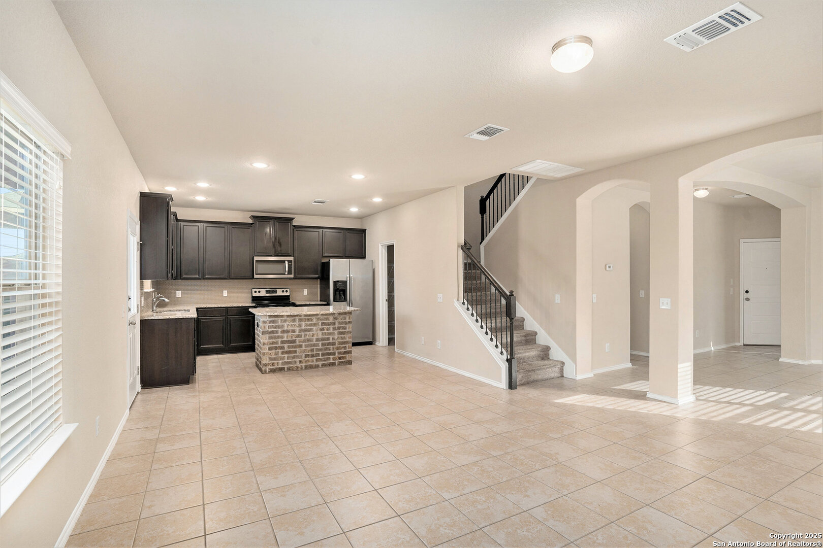 1819 Gray Fox Creek San Antonio TX 78245