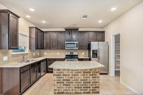 1819 Gray Fox Creek San Antonio TX 78245