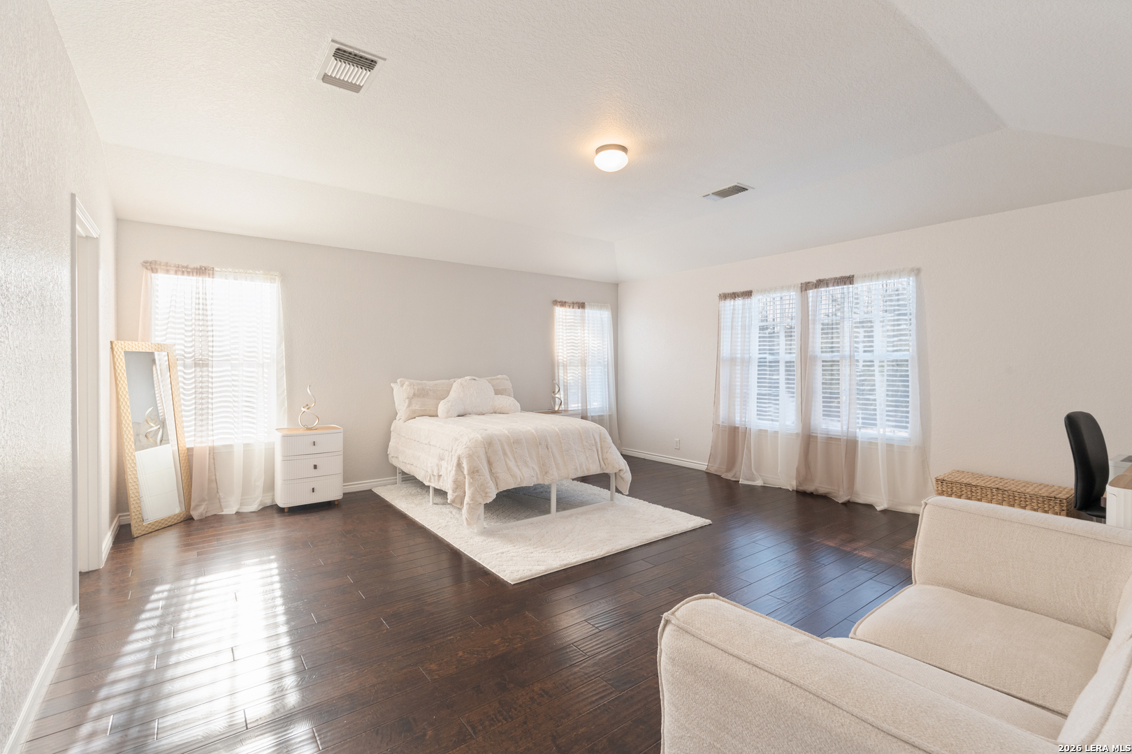 147 Woodstone Loop Cibolo TX 78108