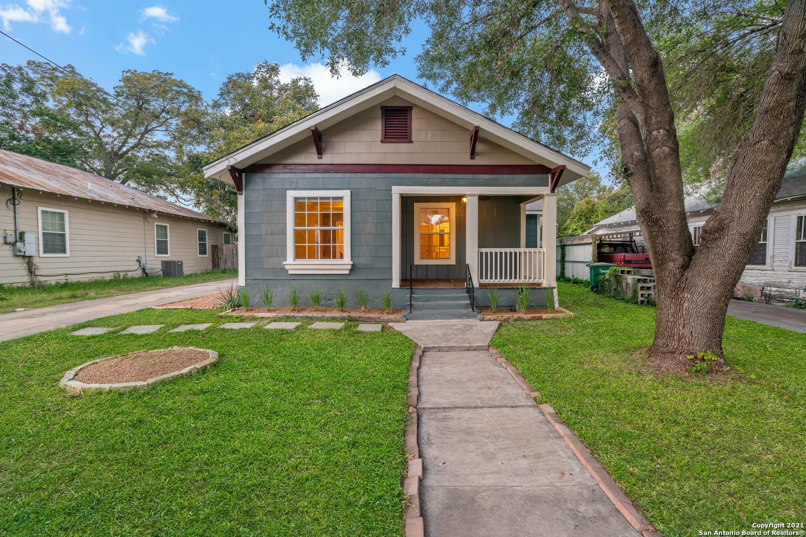 1621 W French Place San Antonio TX 78201