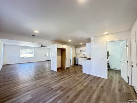 125 Holmgreen Road San Antonio TX 78220