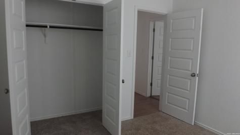 9818 Chevalier Forest San Antonio TX 78221