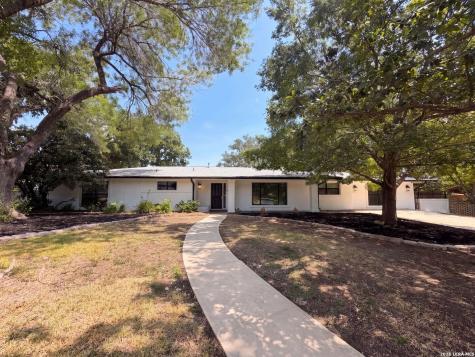 106 Briarcliff Drive Castle Hills TX 78213