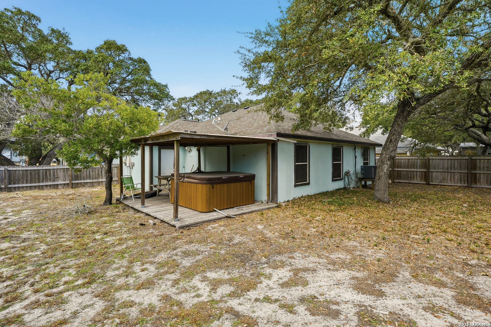 514 N 6th Street Fulton TX 78358