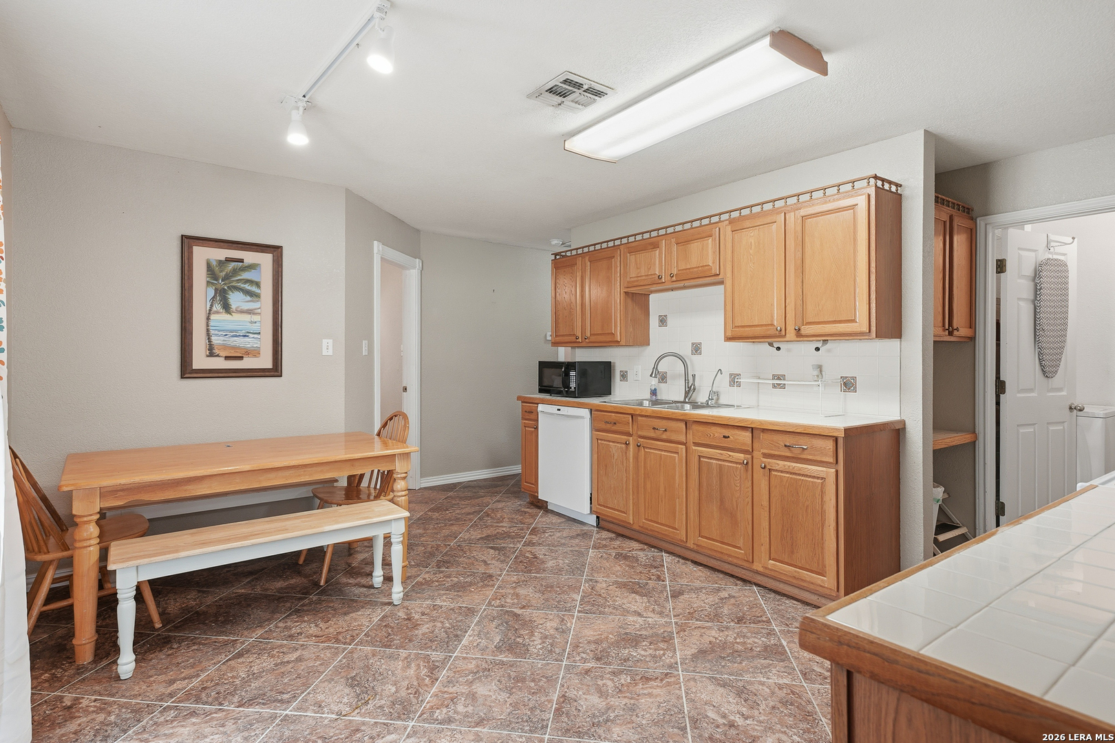 514 N 6th Street Fulton TX 78358
