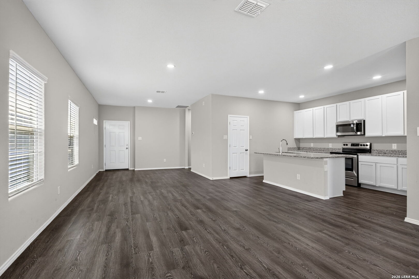 3239 Farm Oak San Antonio TX 78223