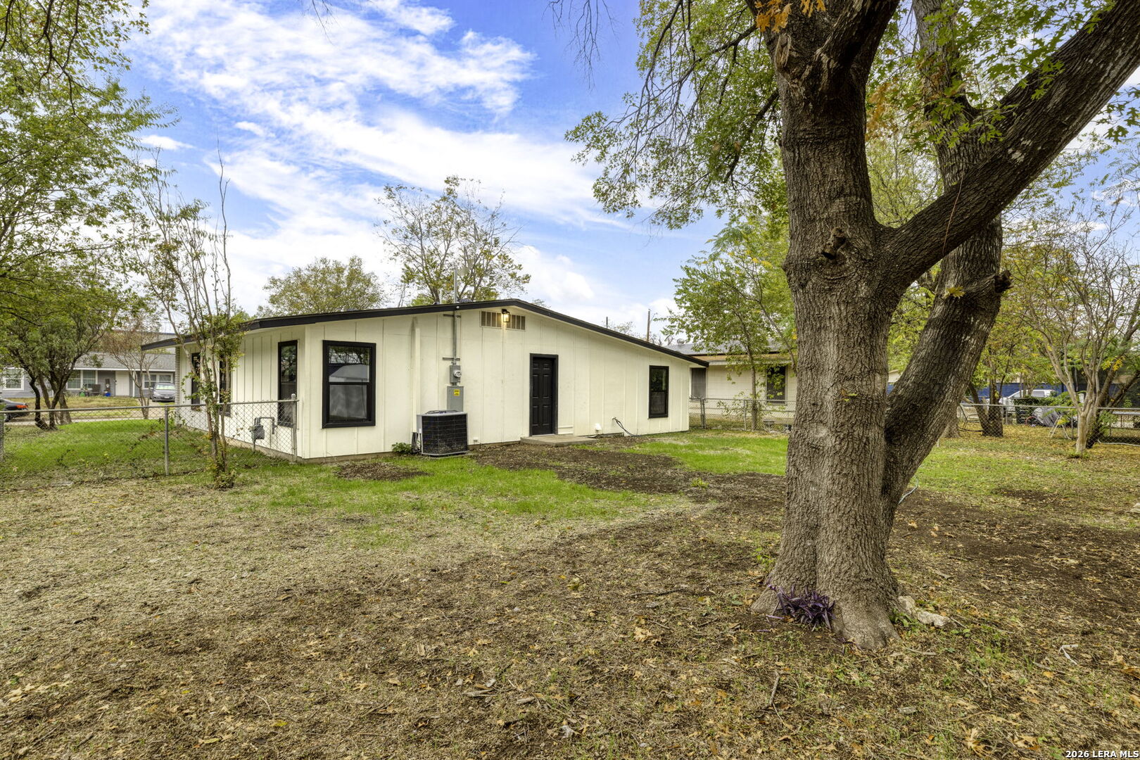 9810 Eveningway San Antonio TX 78233