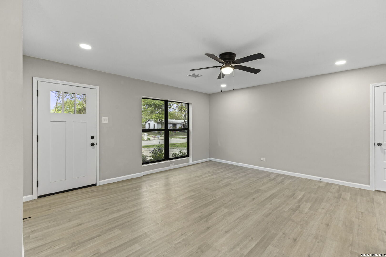 9810 Eveningway San Antonio TX 78233