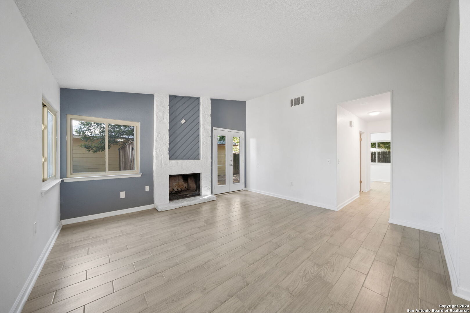 8039 Laurel Bend San Antonio TX 78250