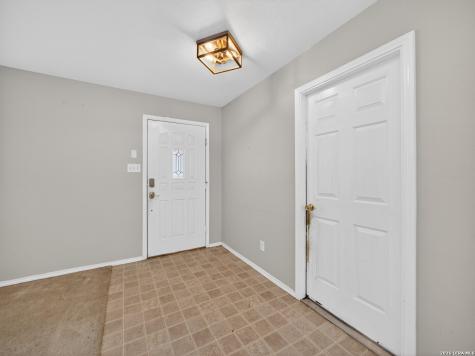 1507 Lilac Mist San Antonio TX 78260
