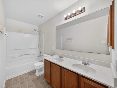 1507 Lilac Mist San Antonio TX 78260