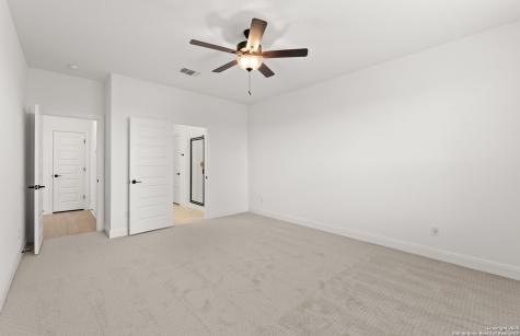 419 Nightingale Avenue Marion TX 78124