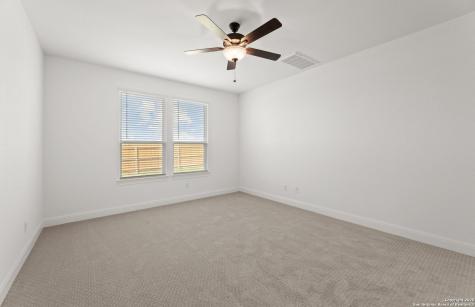419 Nightingale Avenue Marion TX 78124