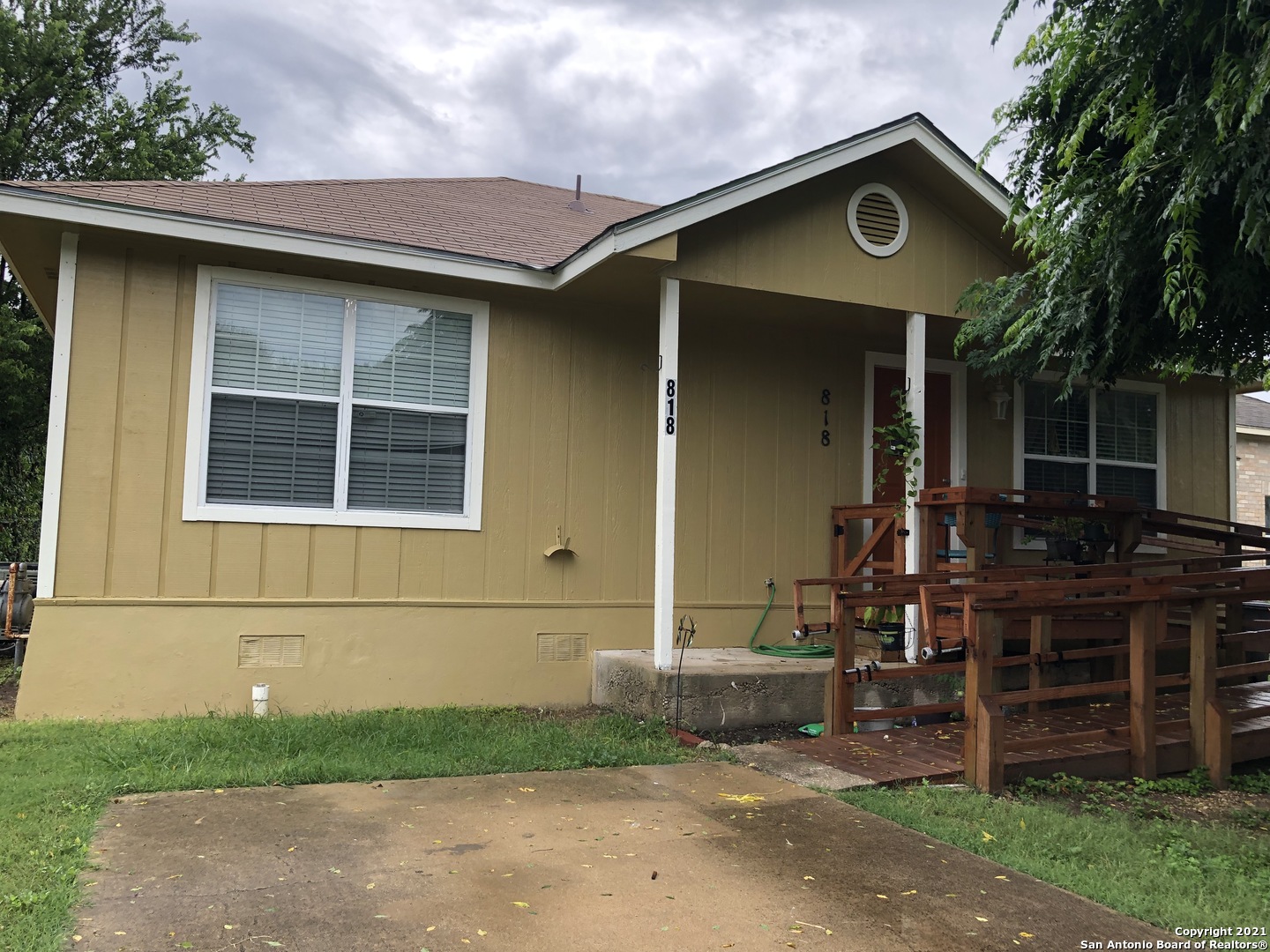 818 S Brownleaf Street San Antonio TX 78227