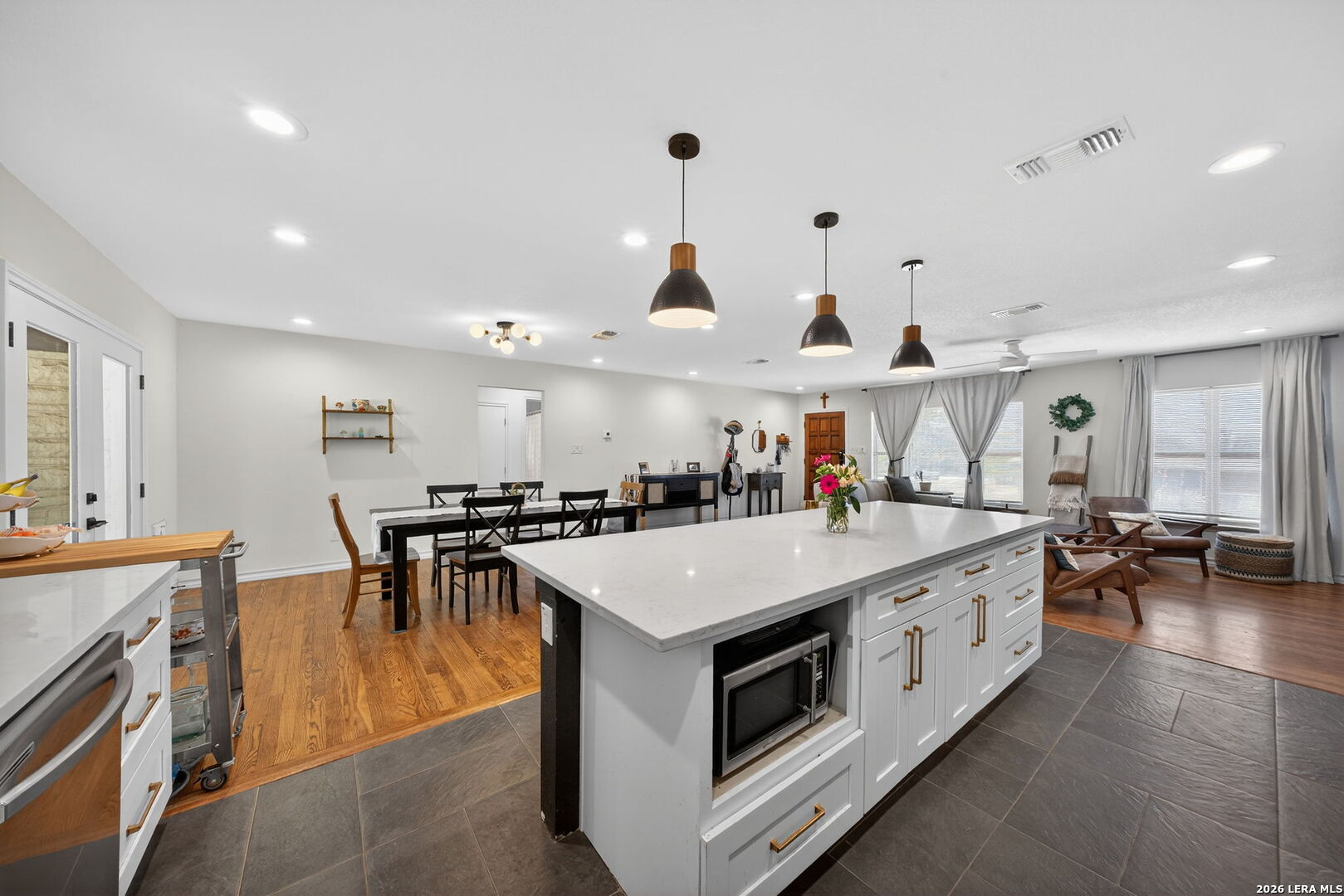 225 Harriett Drive San Antonio TX 78216
