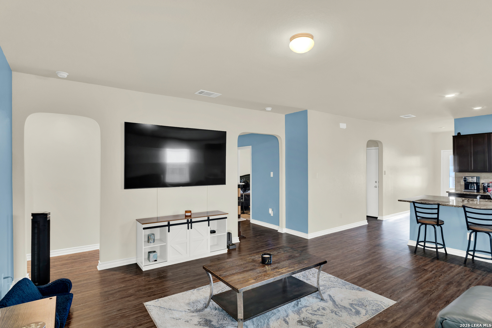 6437 N Hoffman Plain San Antonio TX 78252