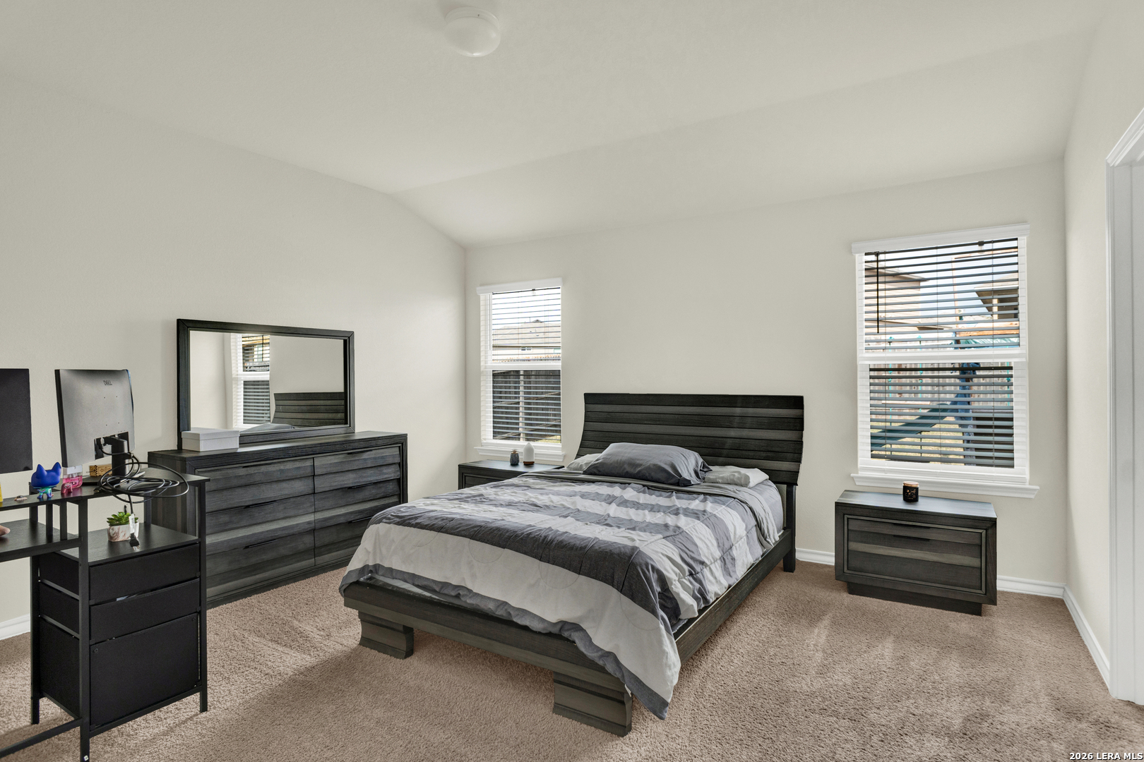 6437 N Hoffman Plain San Antonio TX 78252