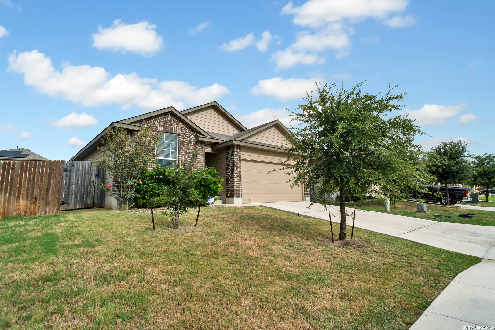 6437 N Hoffman Plain San Antonio TX 78252