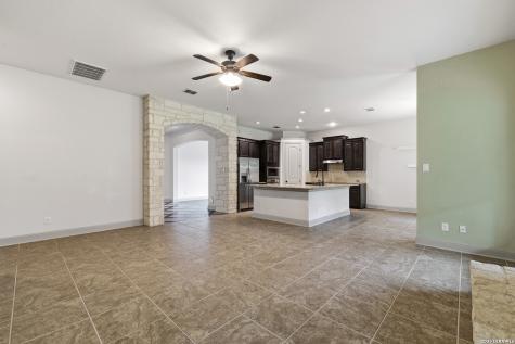 5815 Cedar Hill Way San Antonio TX 78253