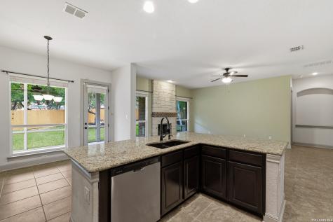 5815 Cedar Hill Way San Antonio TX 78253