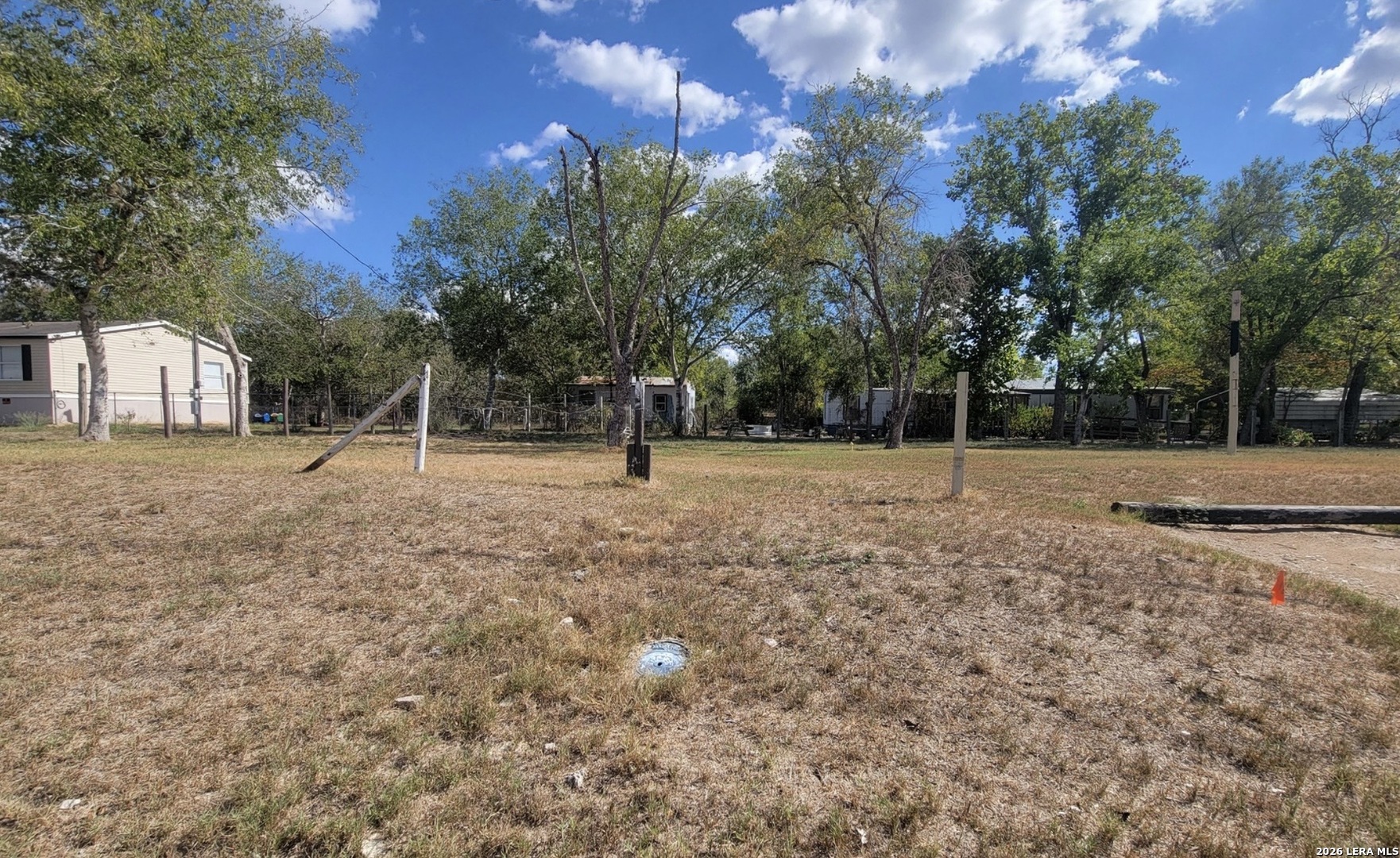 304 E Hunt Street Pleasanton TX 78064
