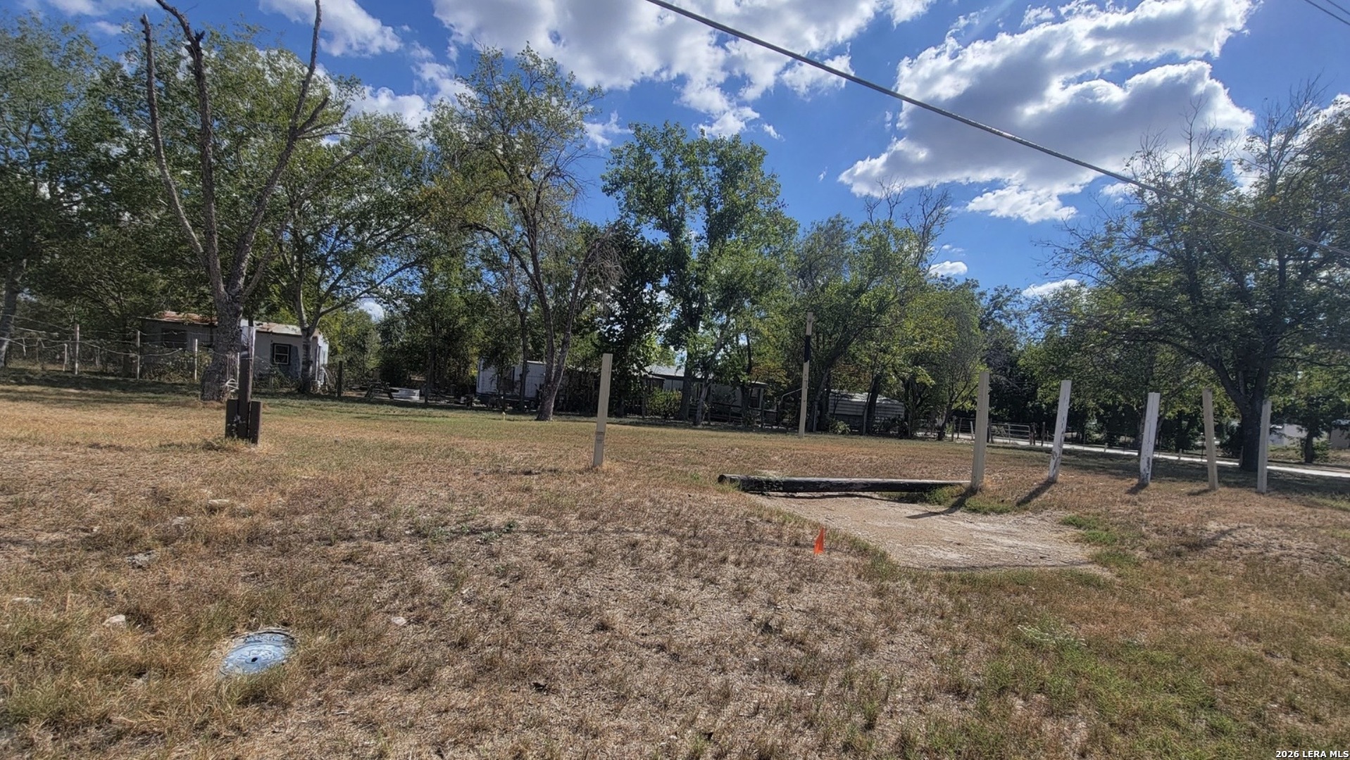 304 E Hunt Street Pleasanton TX 78064