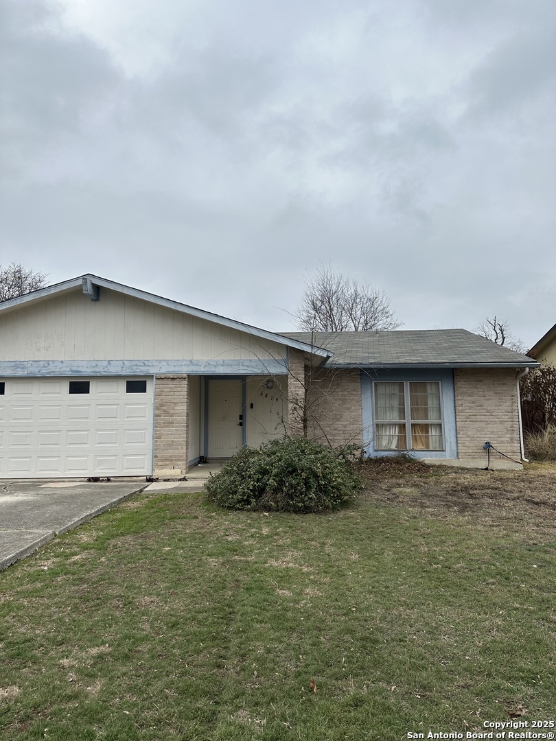 6819 Laguna Norte San Antonio TX 78239