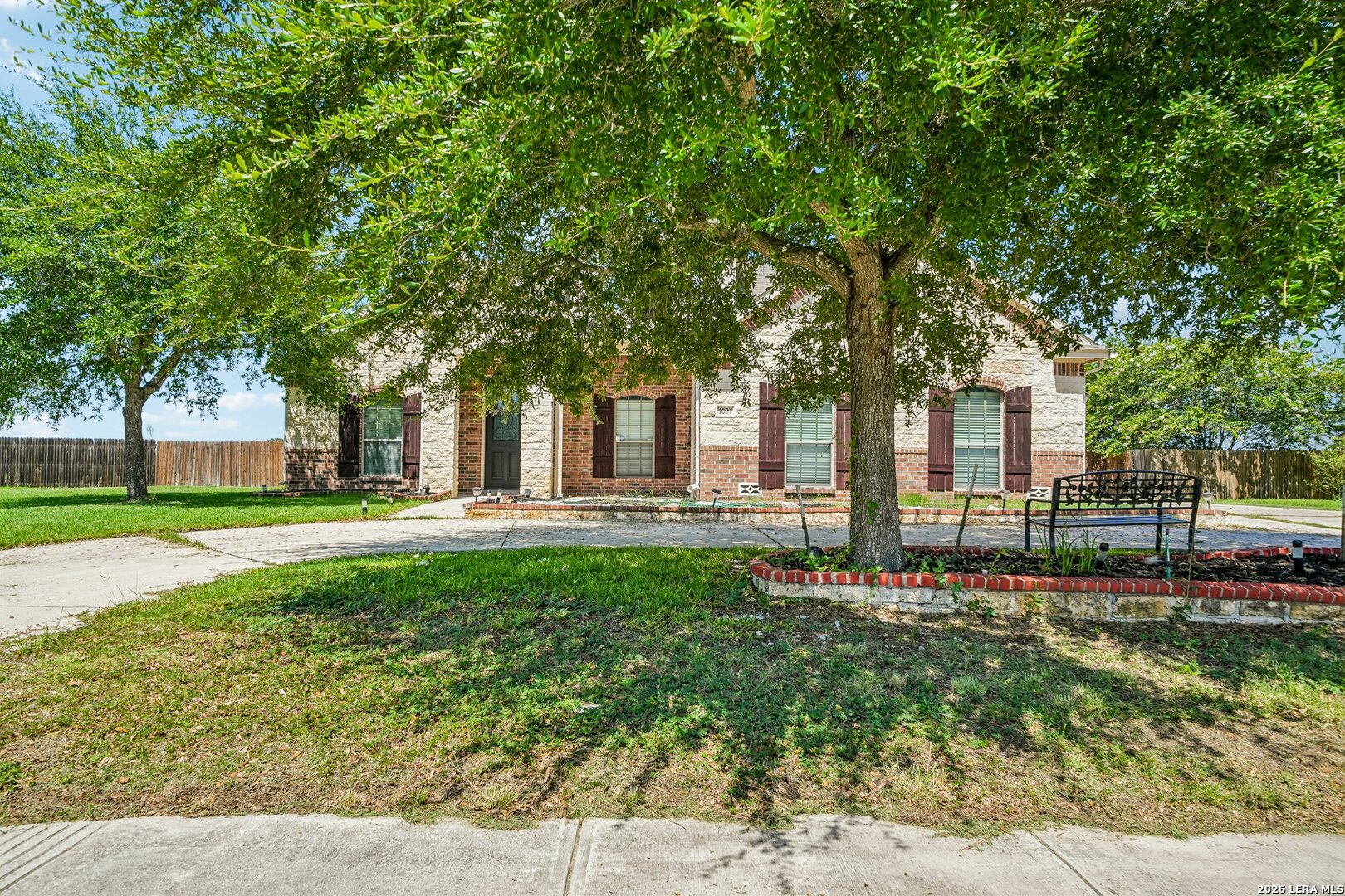 7027 Laura Heights Schertz TX 78154