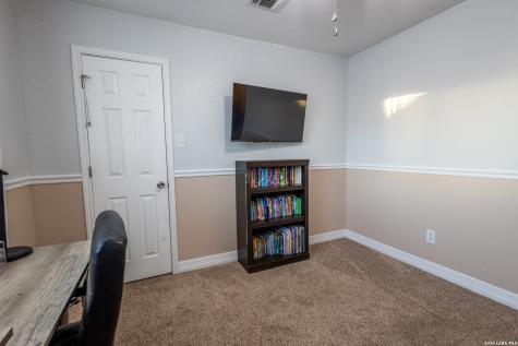 6119 Spotters Ridge San Antonio TX 78233
