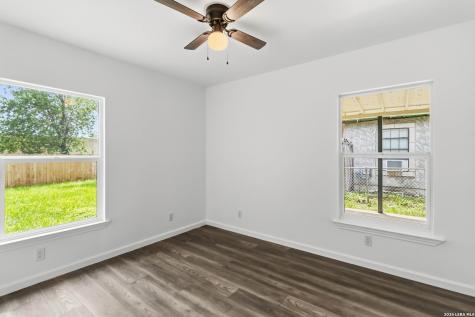 522 Crane Avenue San Antonio TX 78214