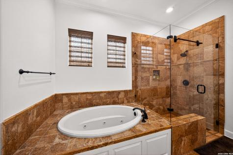 304 Knoll Springs Boerne TX 78006